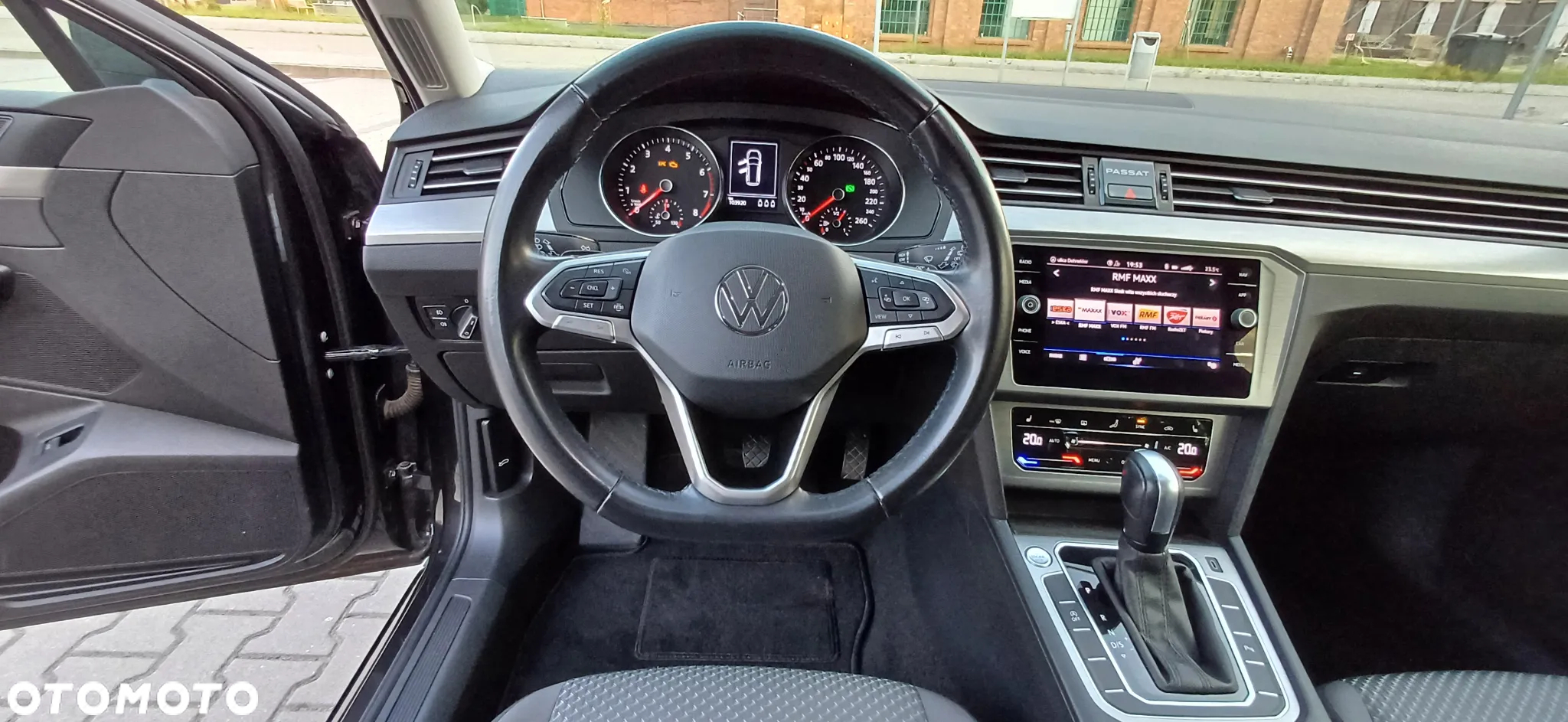 Volkswagen Passat 1.5 TSI EVO Business DSG - 9