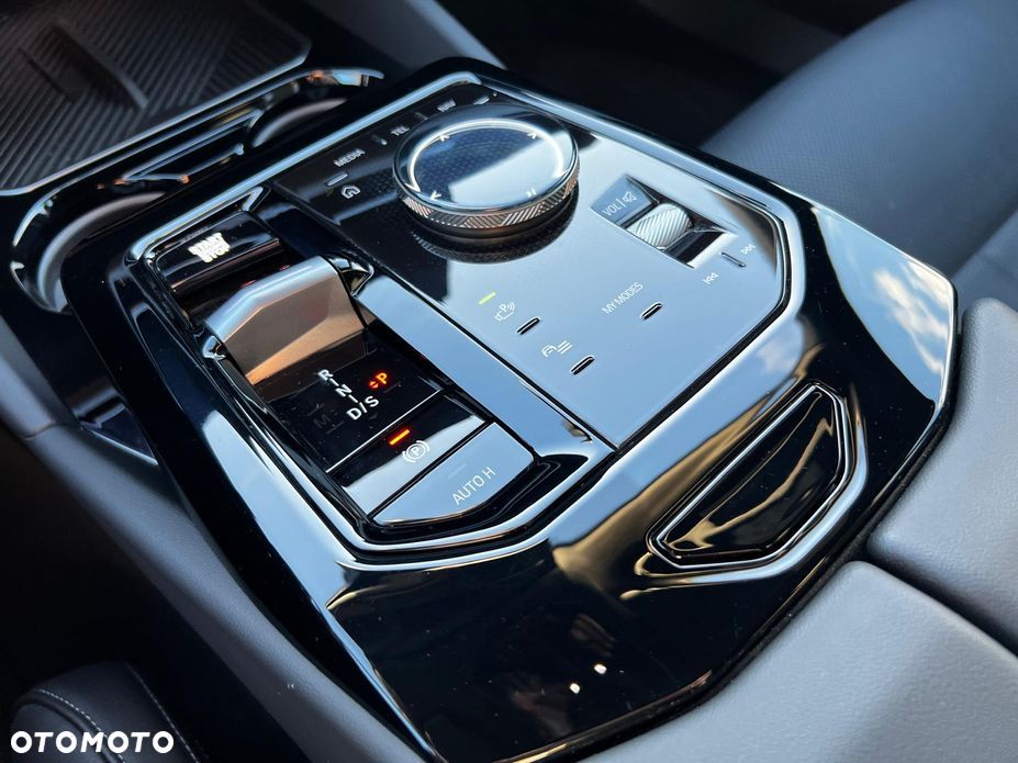 BMW Seria 5 520d mHEV M Sport - 19