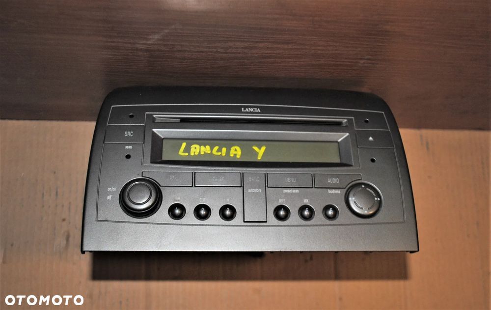 Radio Lancia Ypsilon - 1