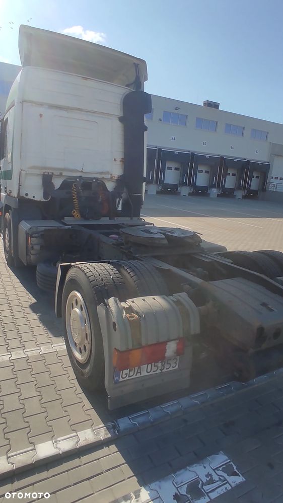 Mercedes-Benz Actros - 5