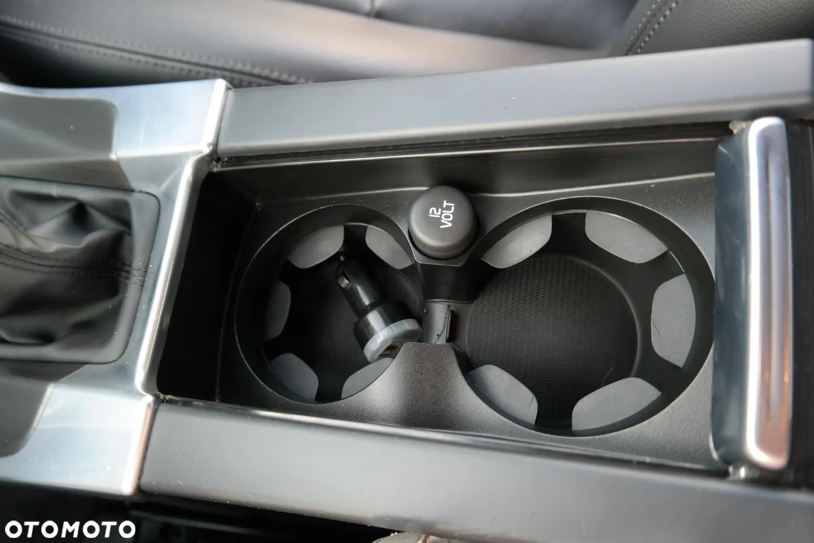 Volvo V60 D4 Drive-E R-Design Momentum - 29