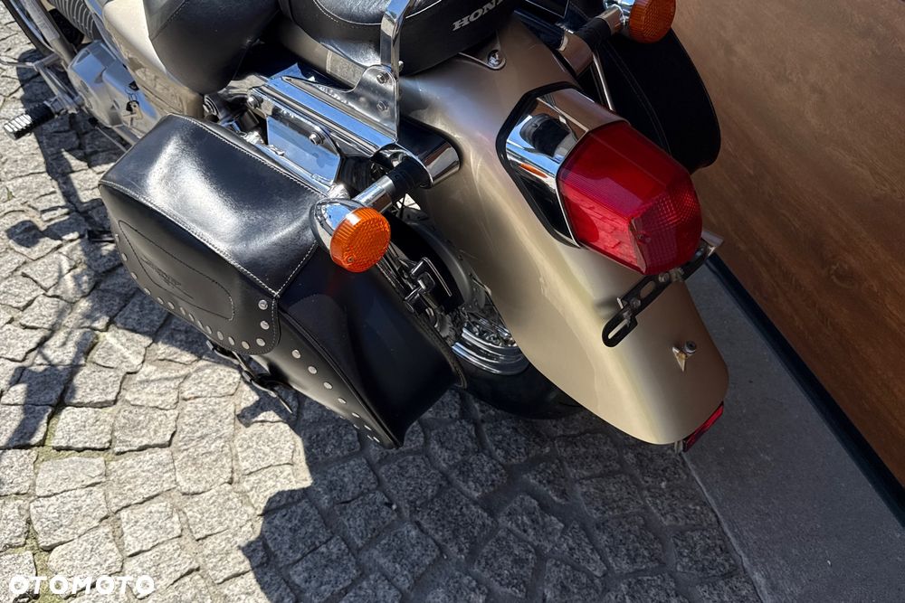 Honda Shadow - 28