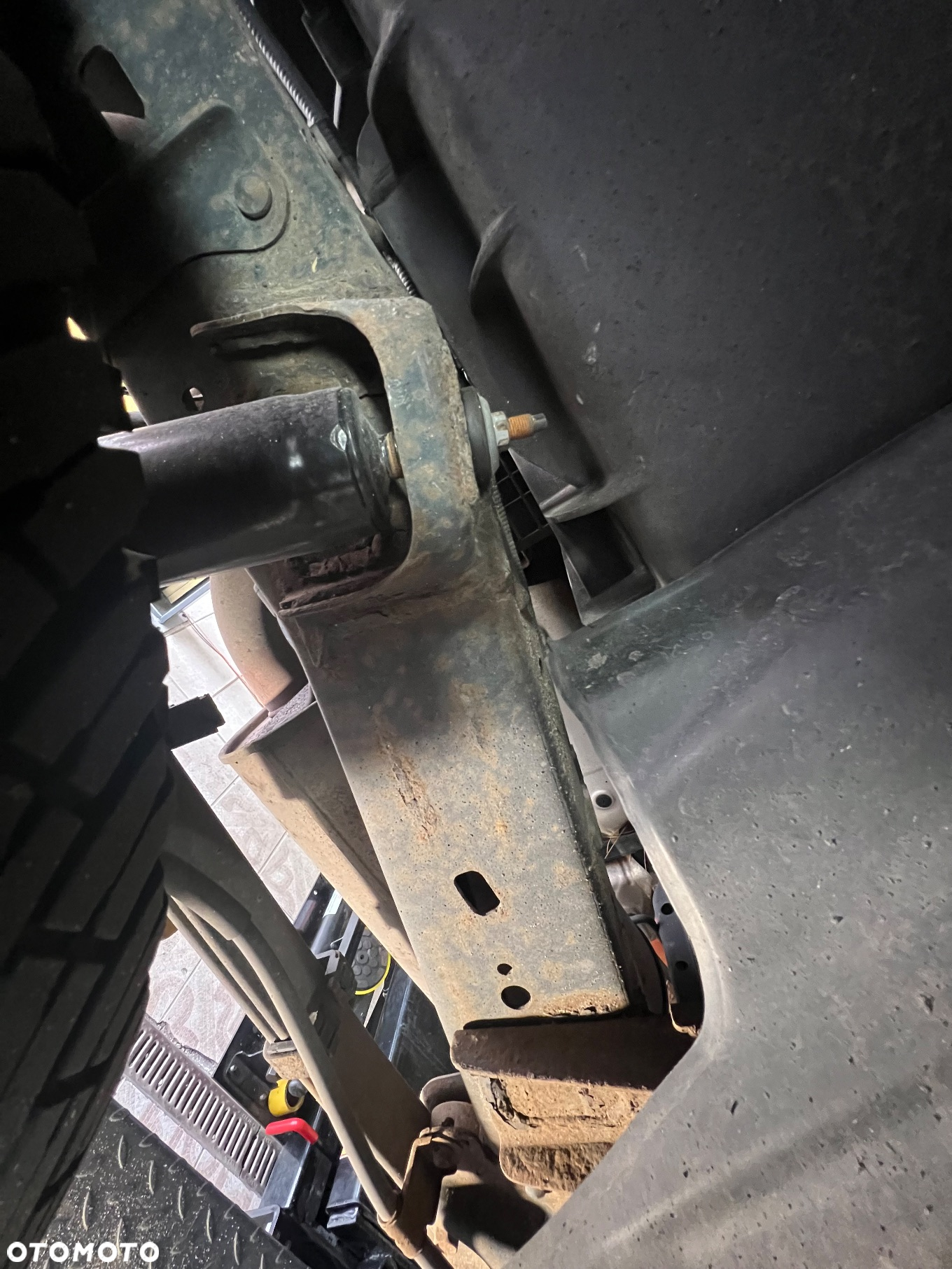 Toyota Tacoma - 23