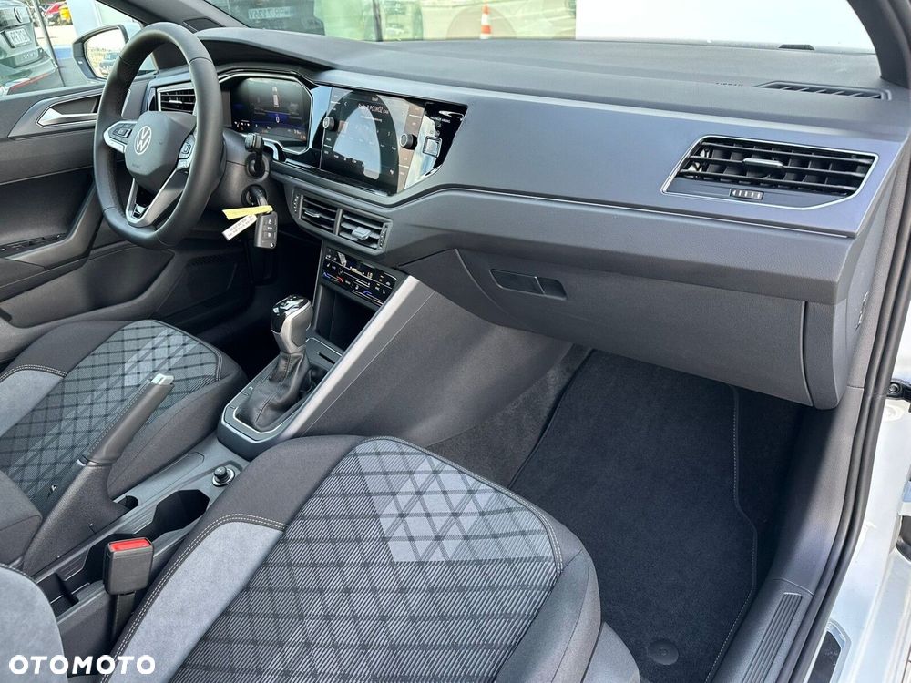 Volkswagen Polo 1.0 TSI R-Line Plus DSG - 18