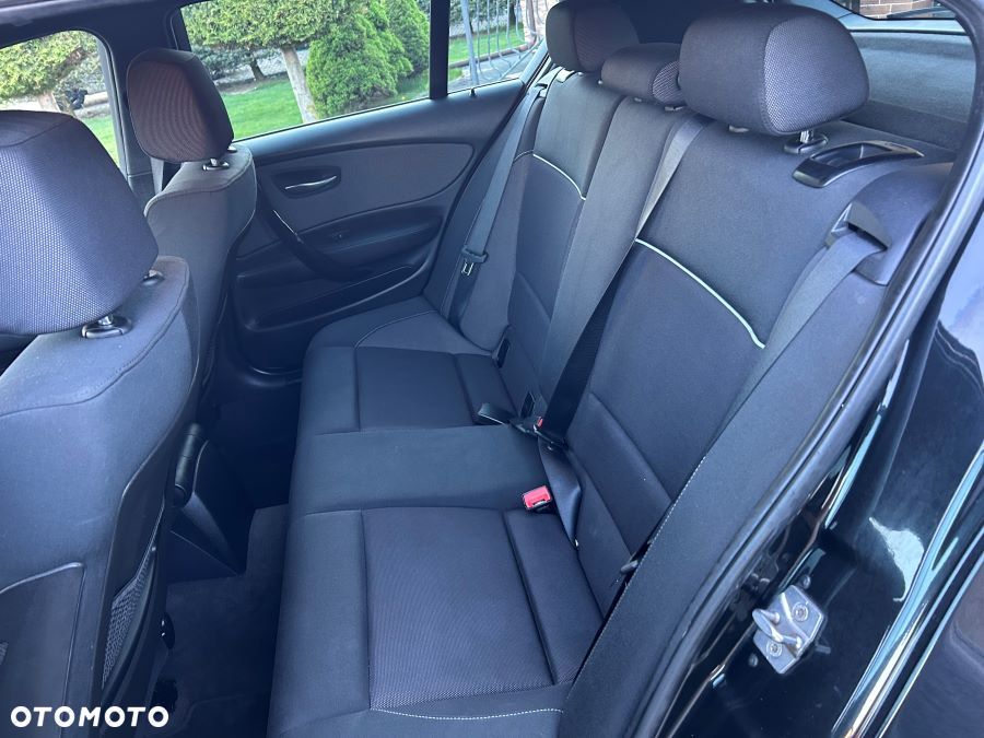 BMW Seria 1 118d Sport Line - 15
