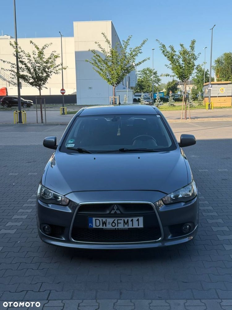 Mitsubishi Lancer 1.8 Intense - 10