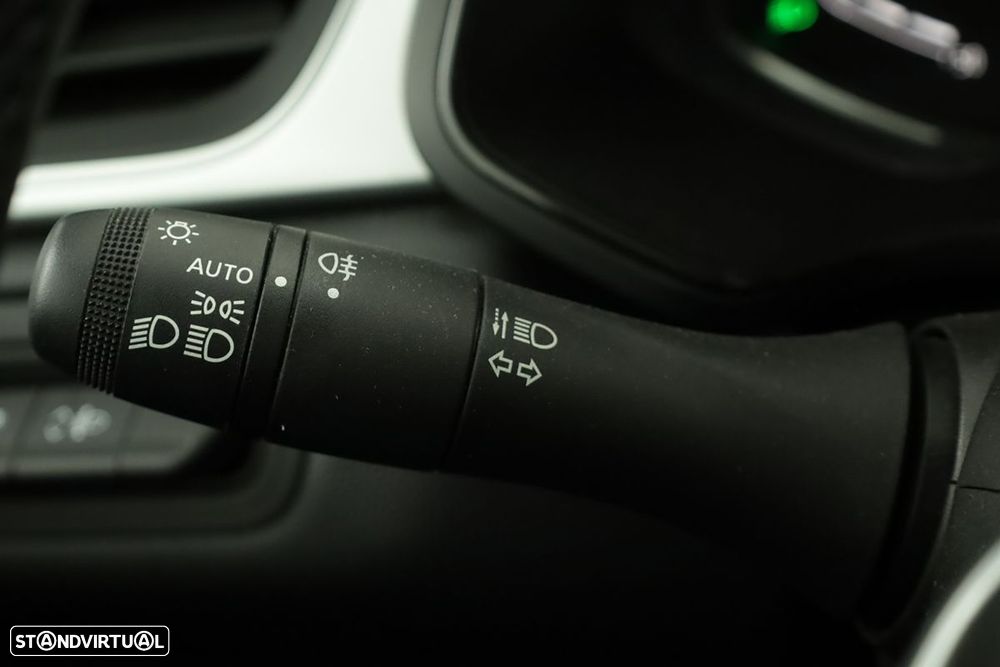 Renault Captur 1.0 TCe Techno Bi-Fuel - 17