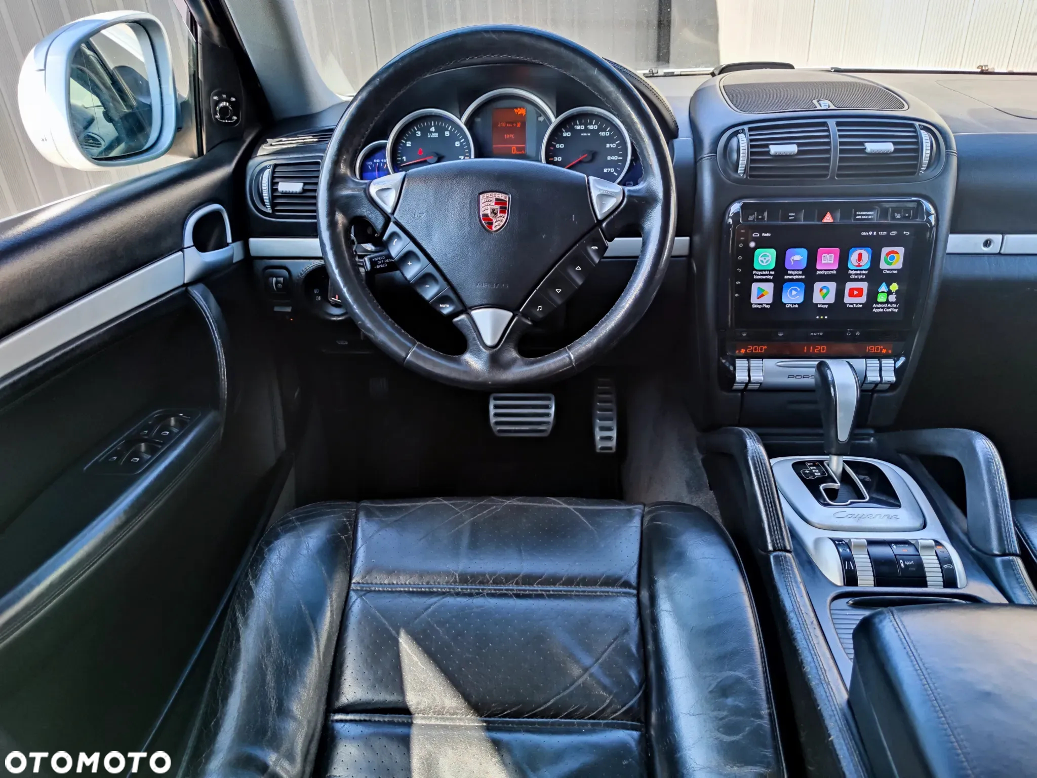 Porsche Cayenne - 27