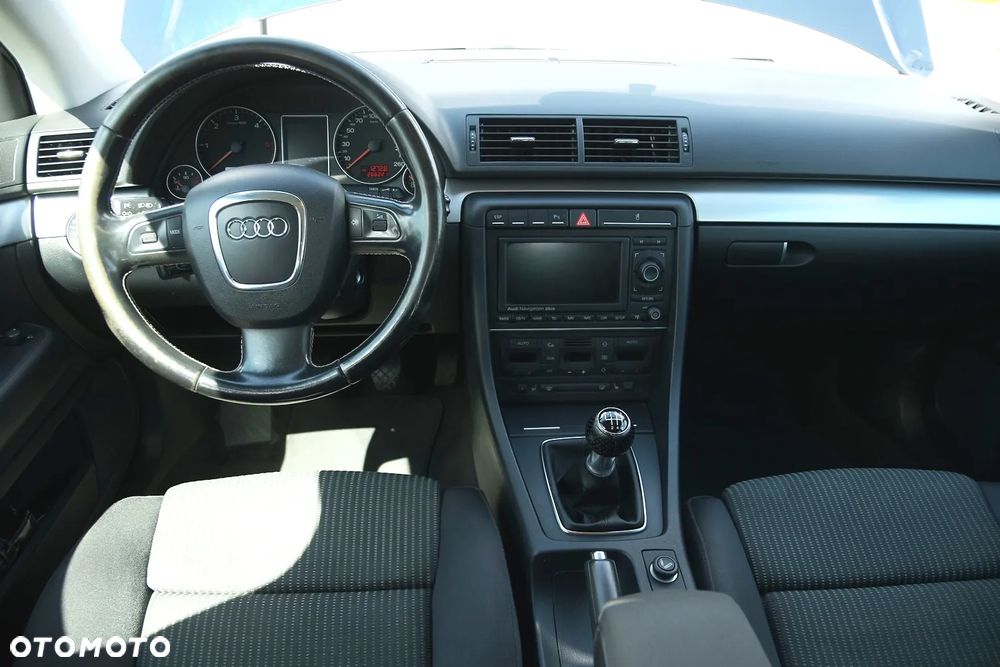 Audi A4 Avant 2.0 TDI DPF - 21