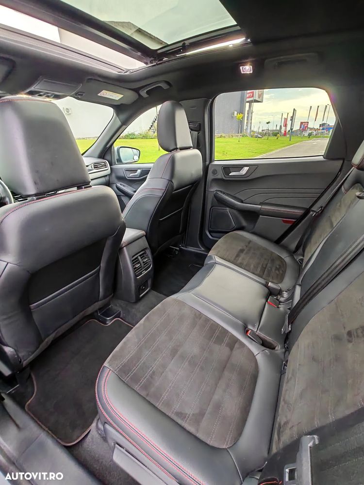 Ford Kuga 2.5 Duratec FHEV ST-LINE - 8