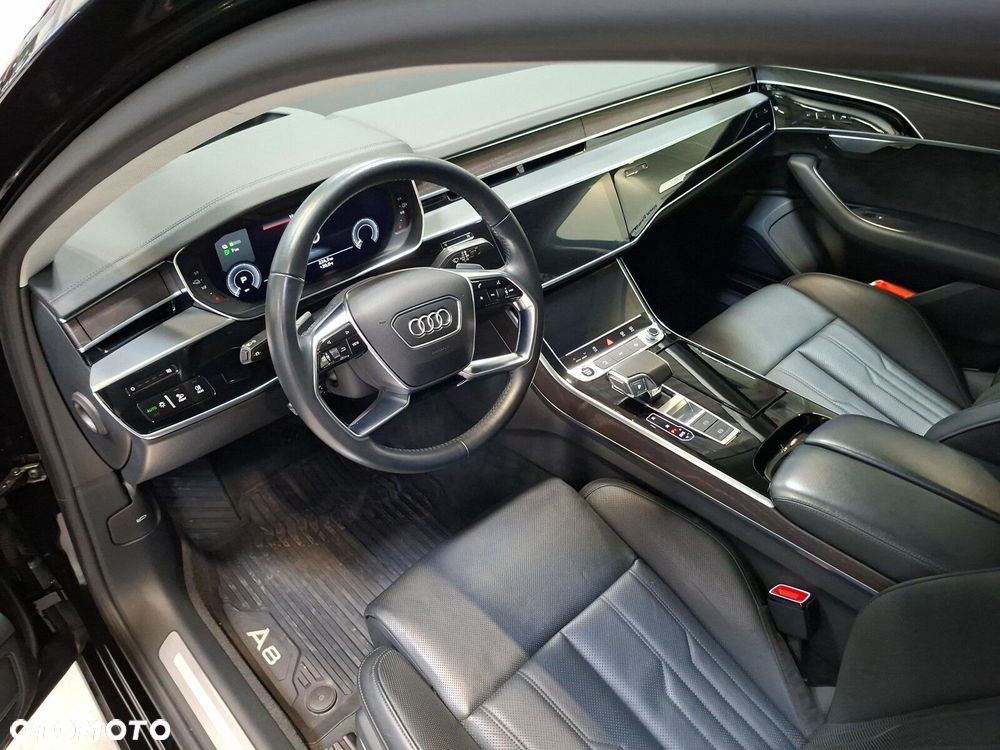 Audi A8 - 11