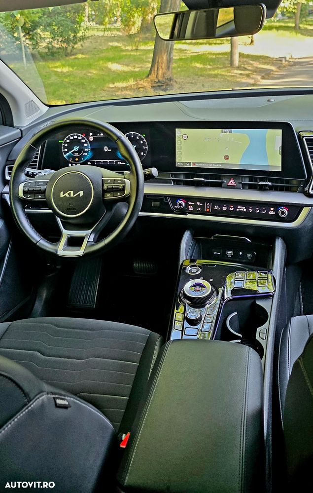 Kia Sportage 1.6 T-GDI HEV 6AT 4x2 Business Line - 12
