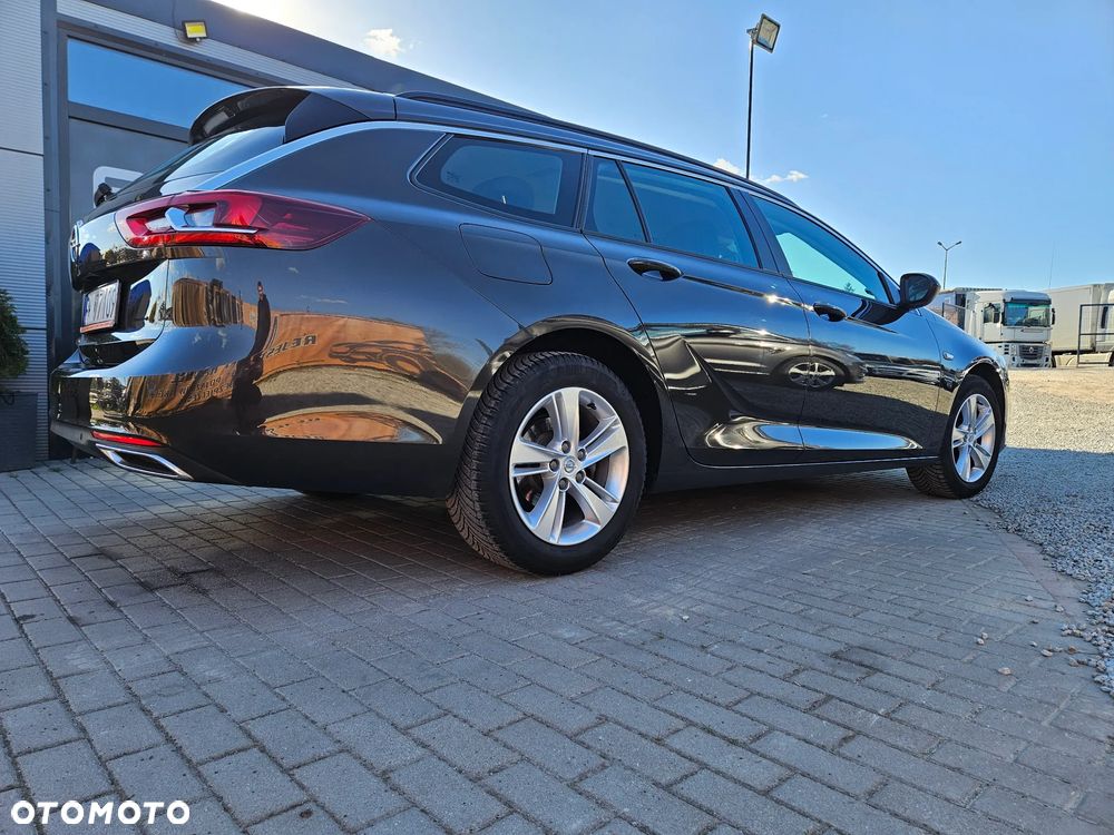 Opel Insignia - 8