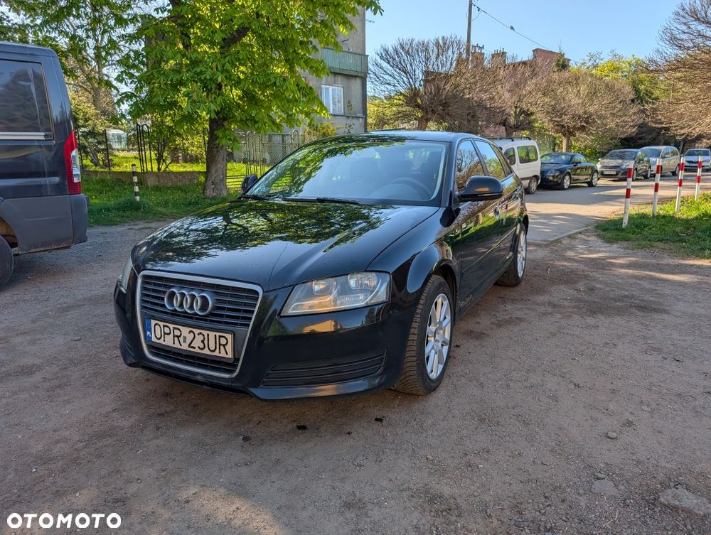 Audi A3 Sportback - 2