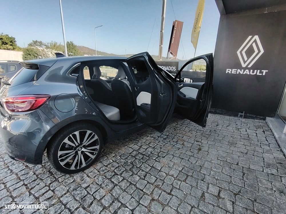 Renault Clio 1.6 E-Tech Initiale Paris - 44
