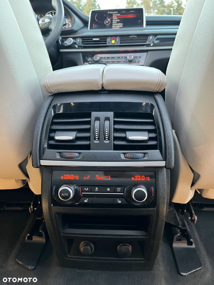 BMW X5 - 16