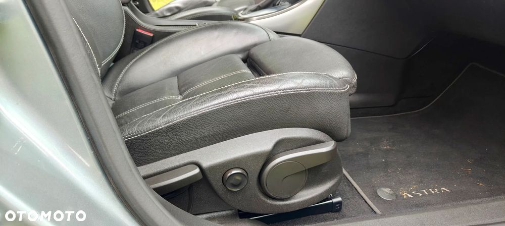 Opel Astra 1.6 Turbo Automatik Innovation - 32