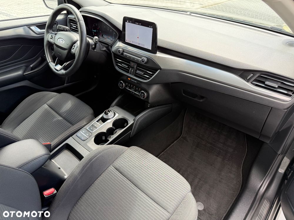 Ford Focus 1.5 EcoBlue Start-Stopp-System TITANIUM DESIGN - 29