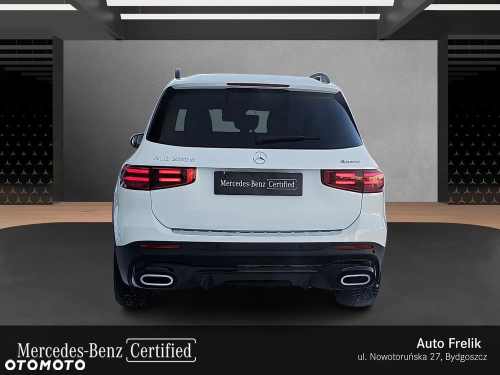 Mercedes-Benz GLB 200 d 4-Matic AMG Line 8G-DCT - 4