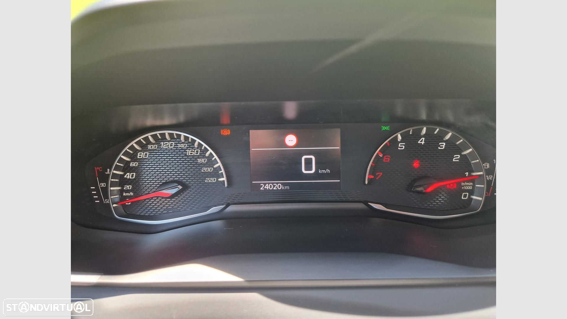 Peugeot 208 1.2 PureTech Active - 9