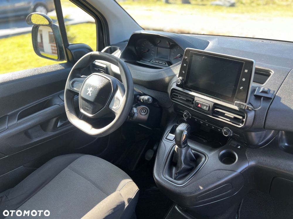 Peugeot Partner - 8