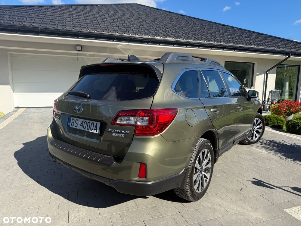 Subaru Outback 2.5i Exclusive - 6