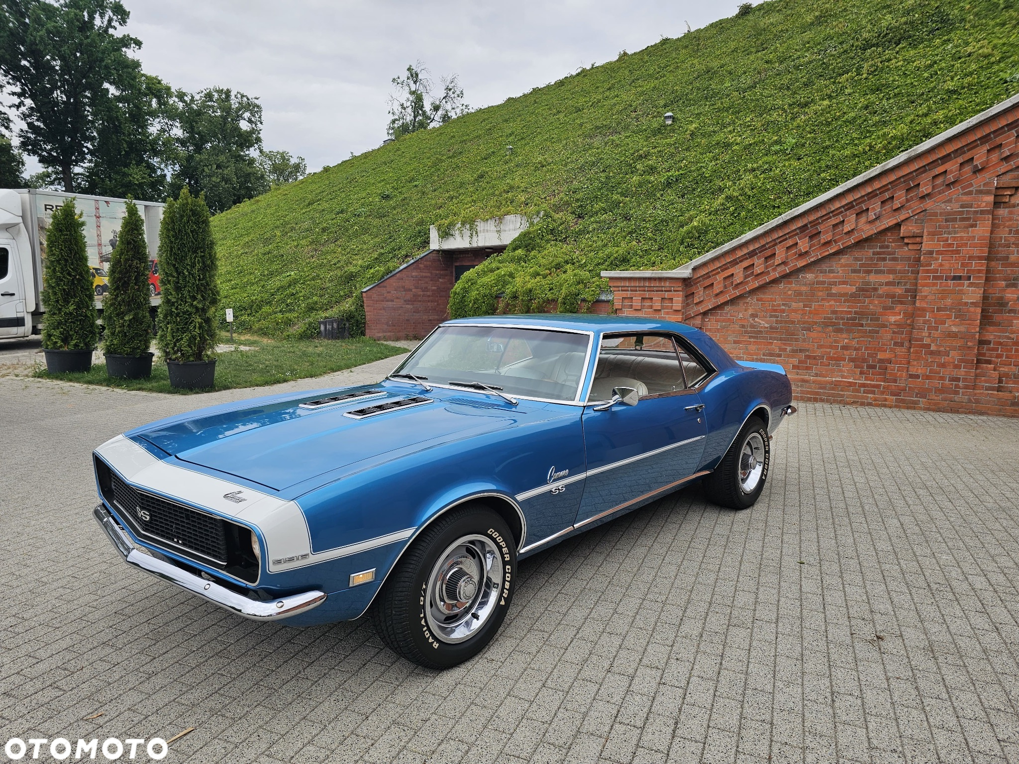 Chevrolet Camaro - 2