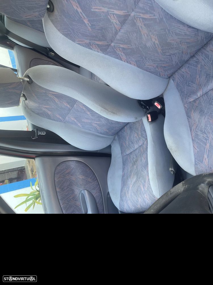 Ford Fiesta 1.25 Techno - 10