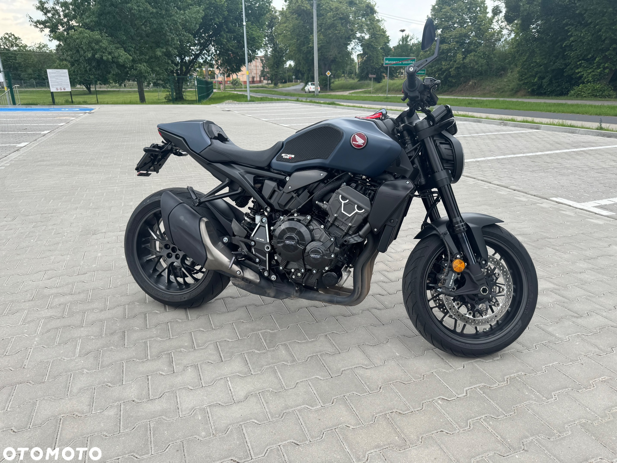 Honda CB - 8