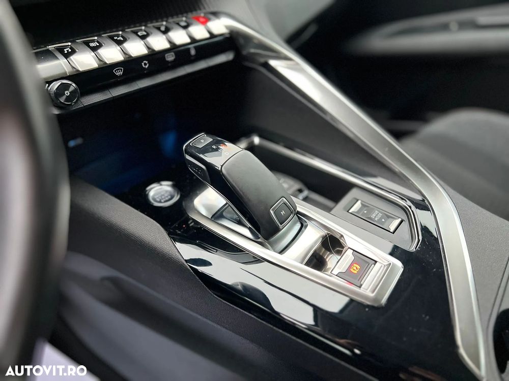 Peugeot 3008 BlueHDi 130 Stop & Start EAT8 Active Business-Paket - 21