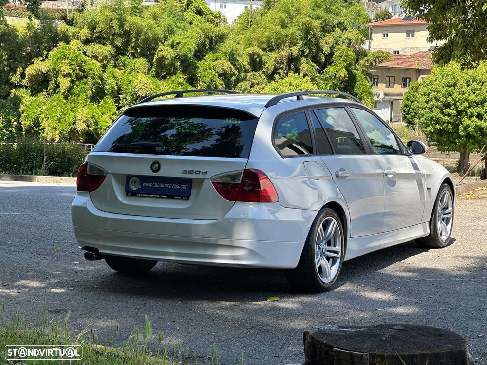 BMW 320 d Sport - 21