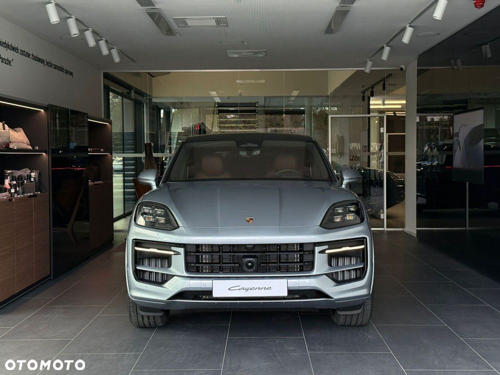 Porsche Cayenne - 2