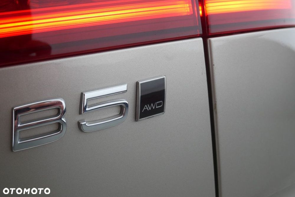 Volvo V60 Cross Country - 35