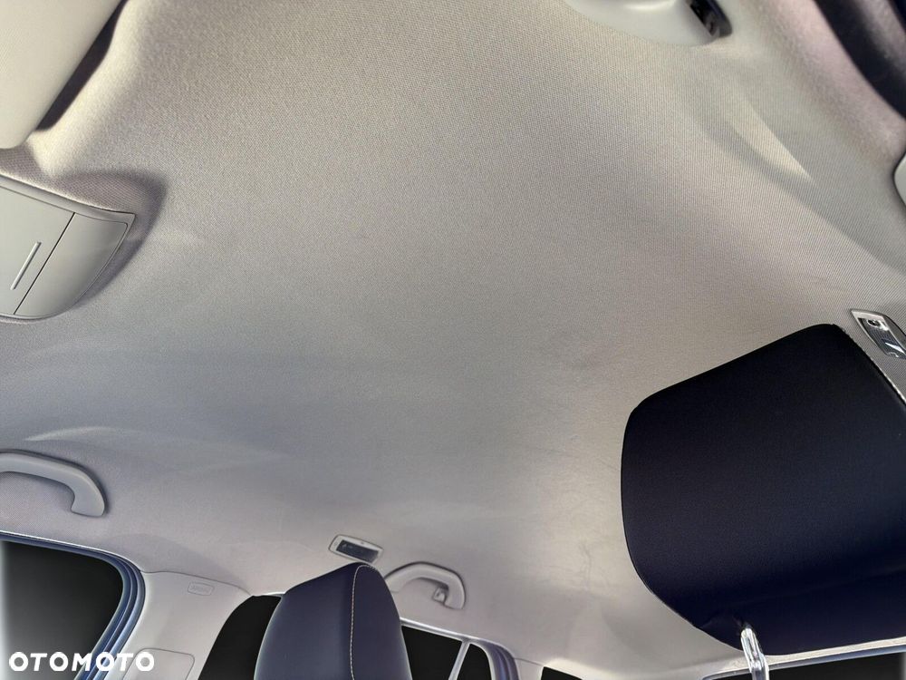 Skoda Fabia 1.0 TSI Ambition - 32