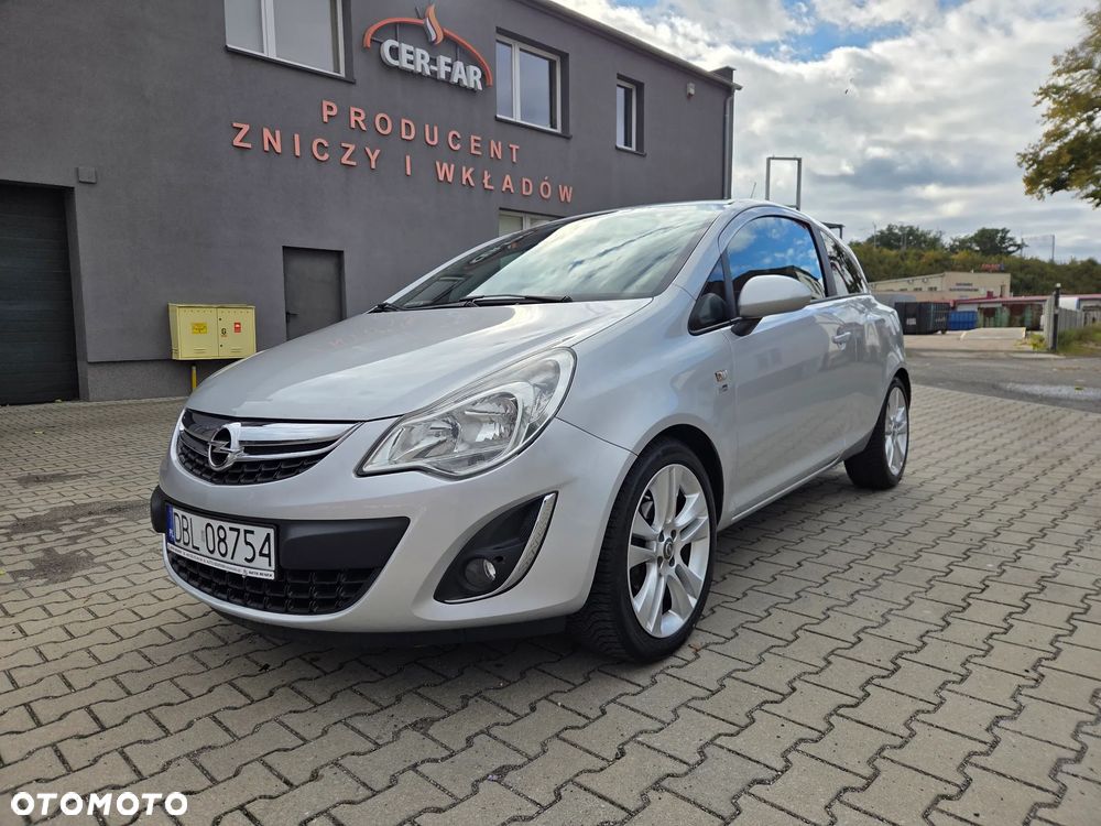 Opel Corsa 1.4 16V Edition 150 - 2