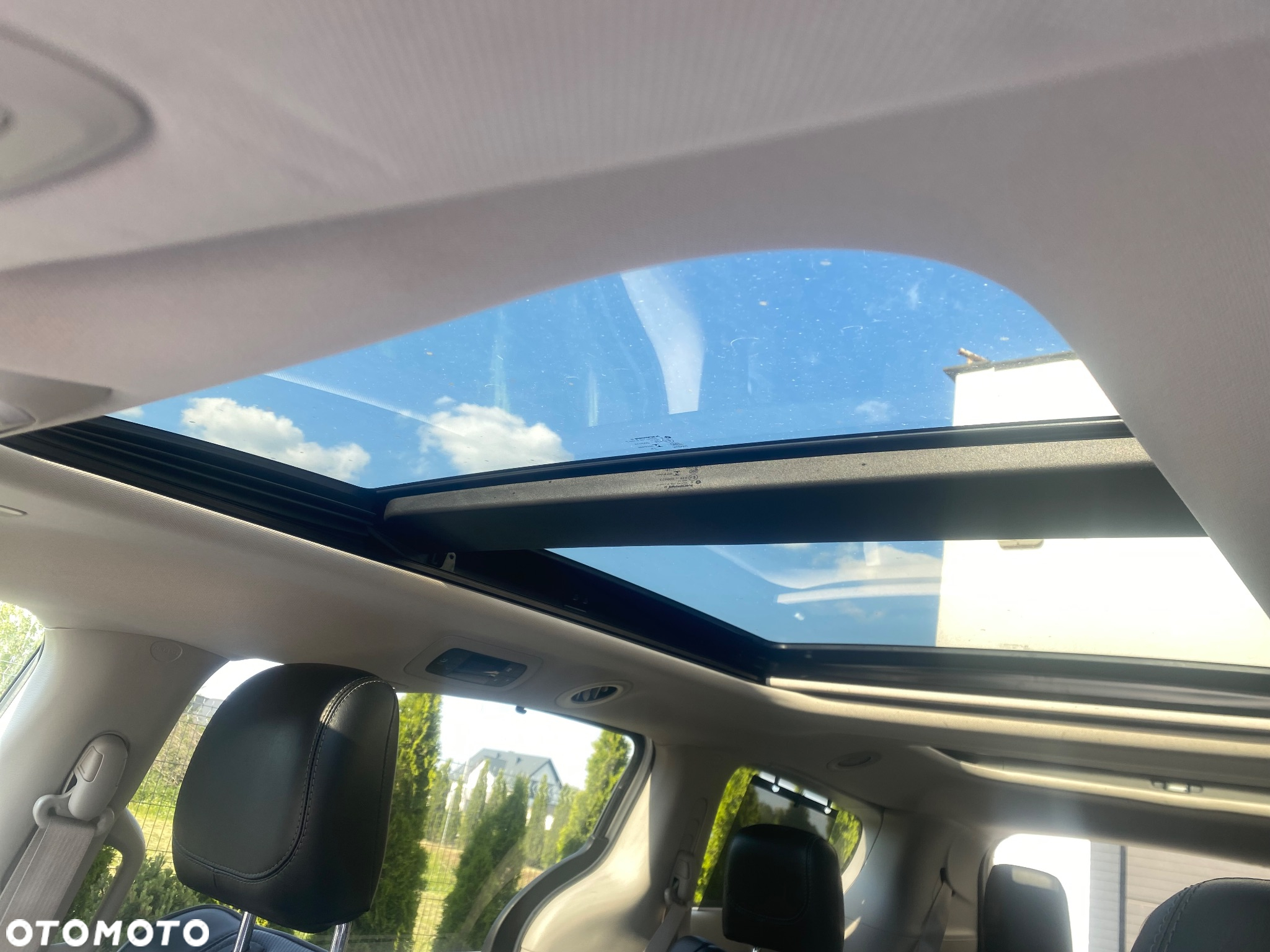 Chrysler Pacifica - 12