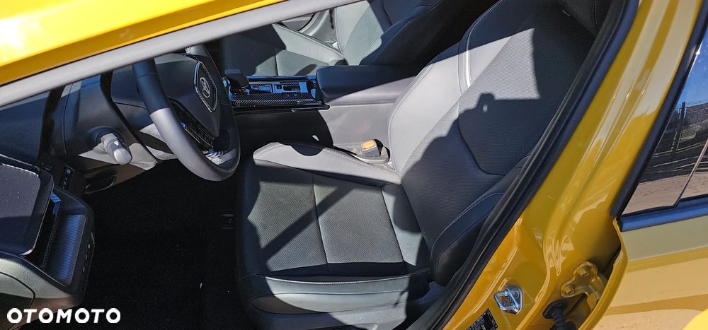 Toyota Prius 2.0 Hybrid Executive - 10