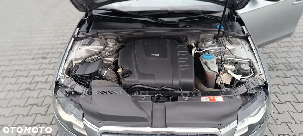 Audi A4 Avant 2.0 TDI - 15