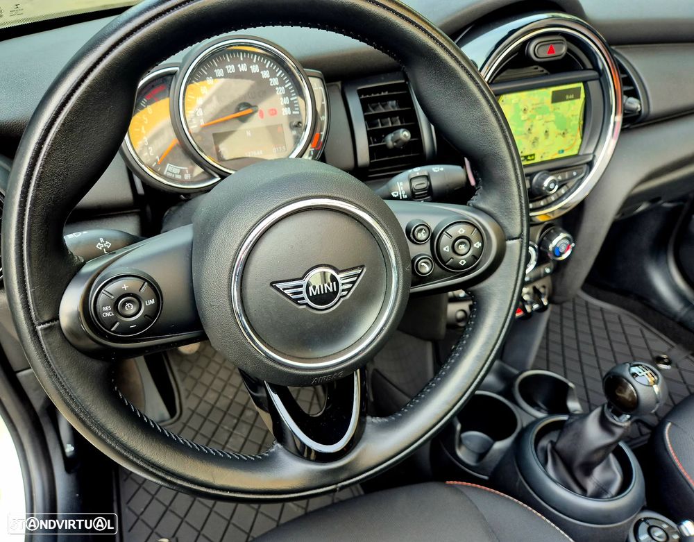 MINI Cabrio One JCW - 5