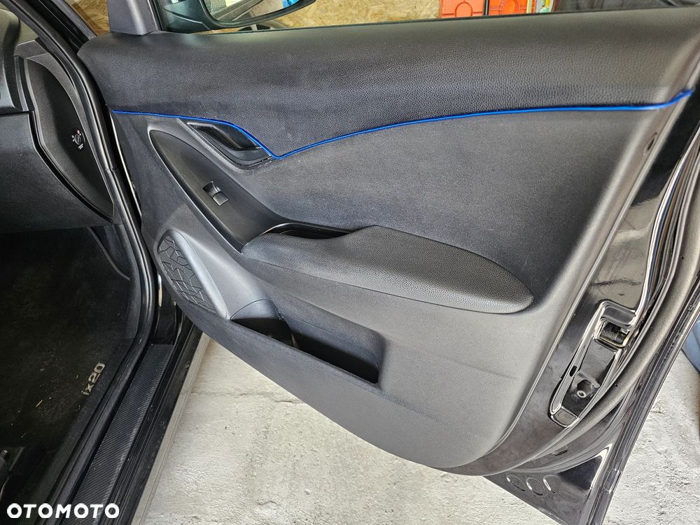 Hyundai ix20 1.6 blue Style - 33