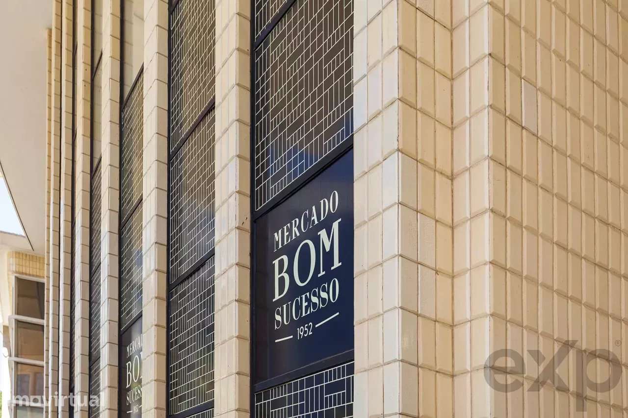 Oportunidade de Trespasse em loja do Mercado do Bom Sucesso - Grande imagem: 2/27
