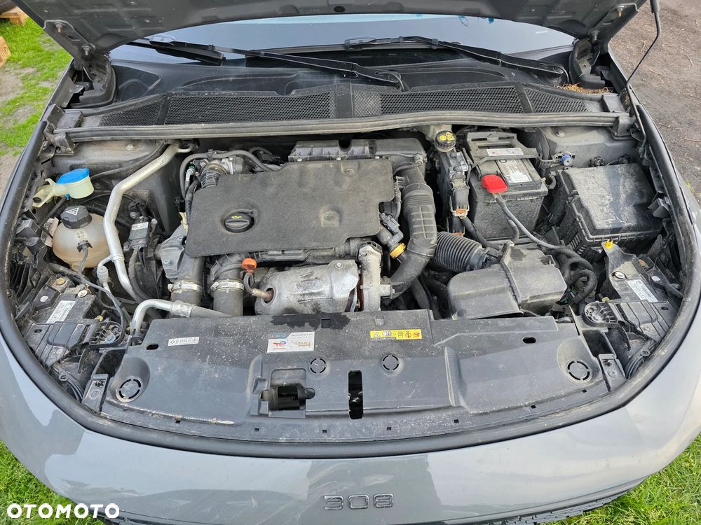 Peugeot 308 BlueHDi 130 EAT8 GT - 12