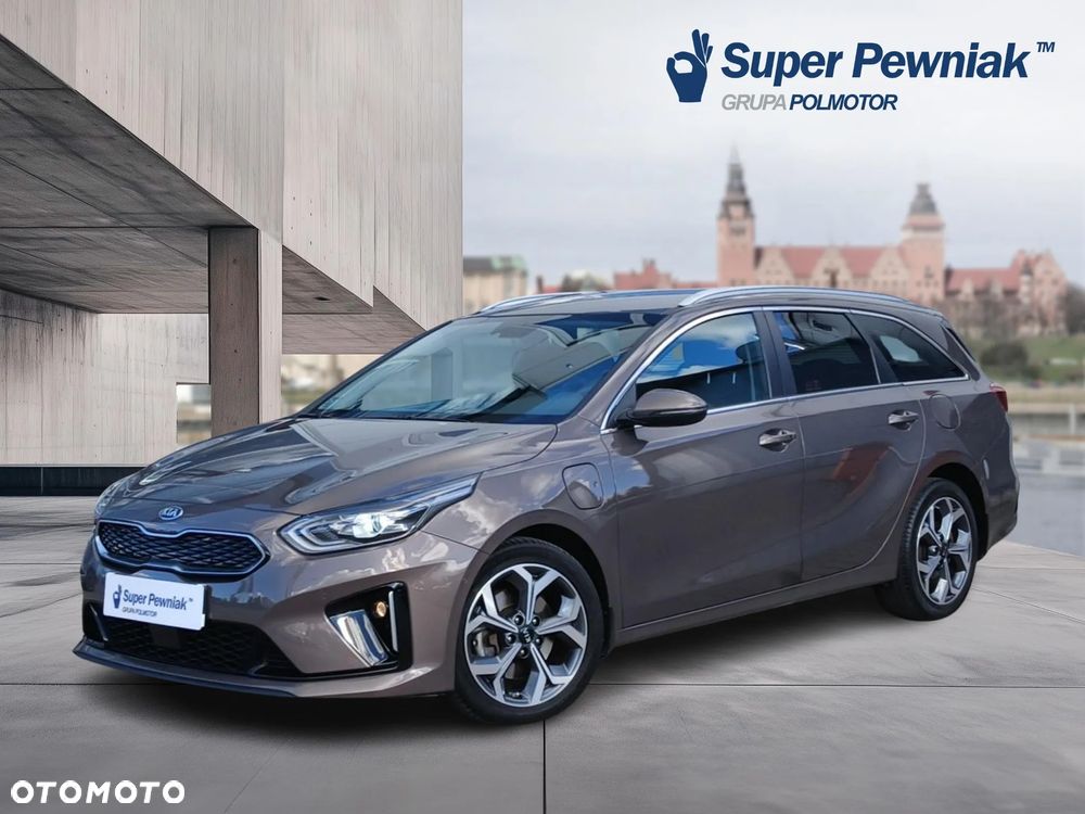 Kia Ceed 1.6 GDI PHEV L Business Line DCT - 1