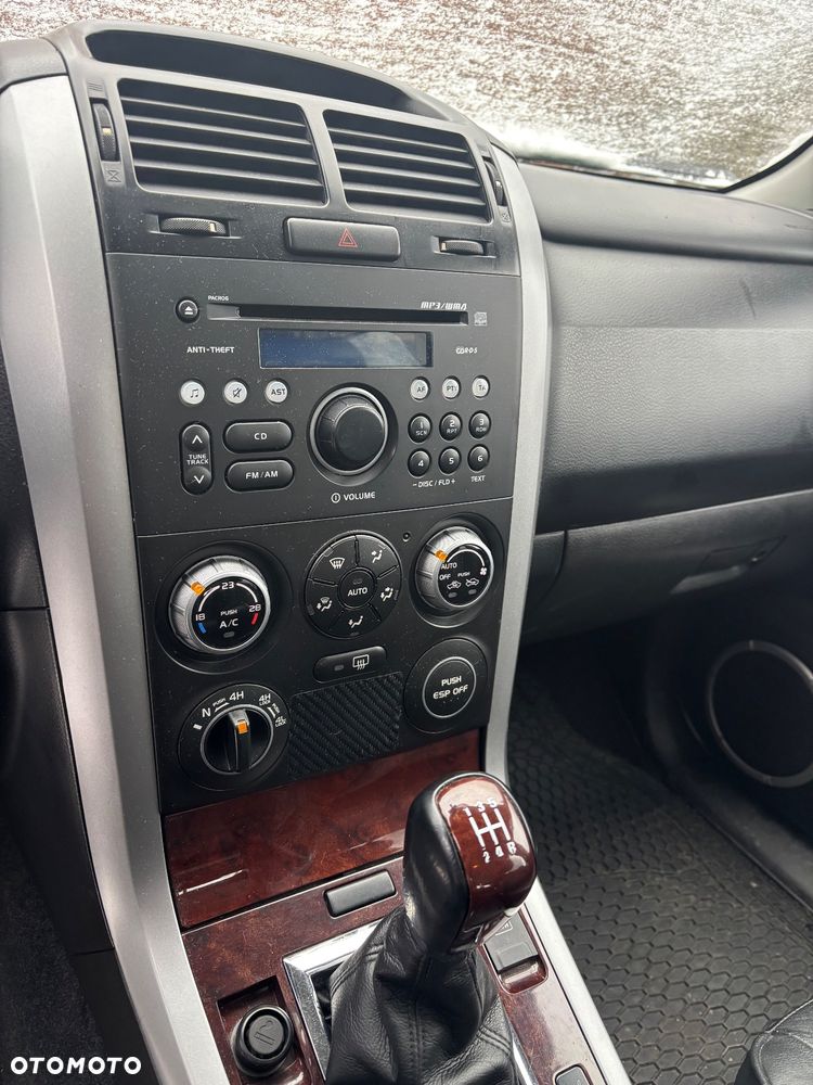 Suzuki Grand Vitara 1.9 DDiS - 8