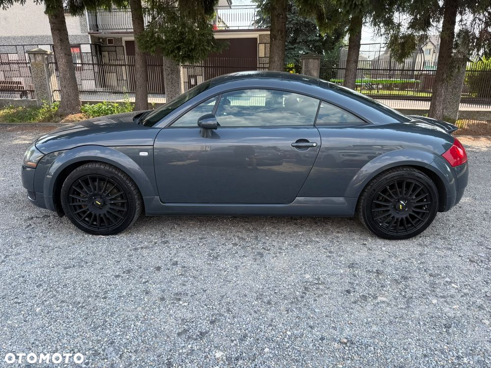 Audi TT Coupé 1.8T Quattro - 30