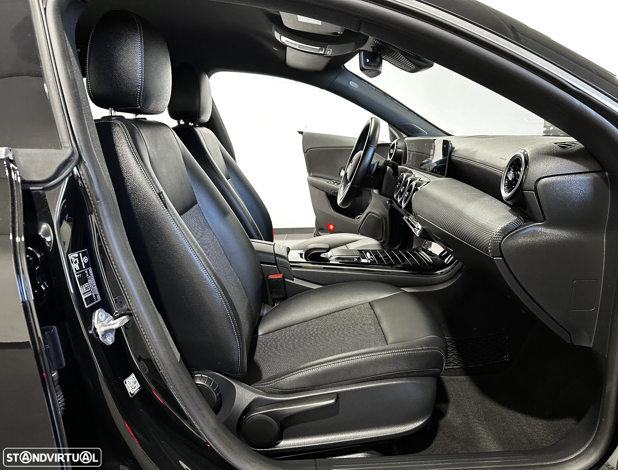 Mercedes-Benz CLA 180 d Shooting Brake Progressive Aut. - 36