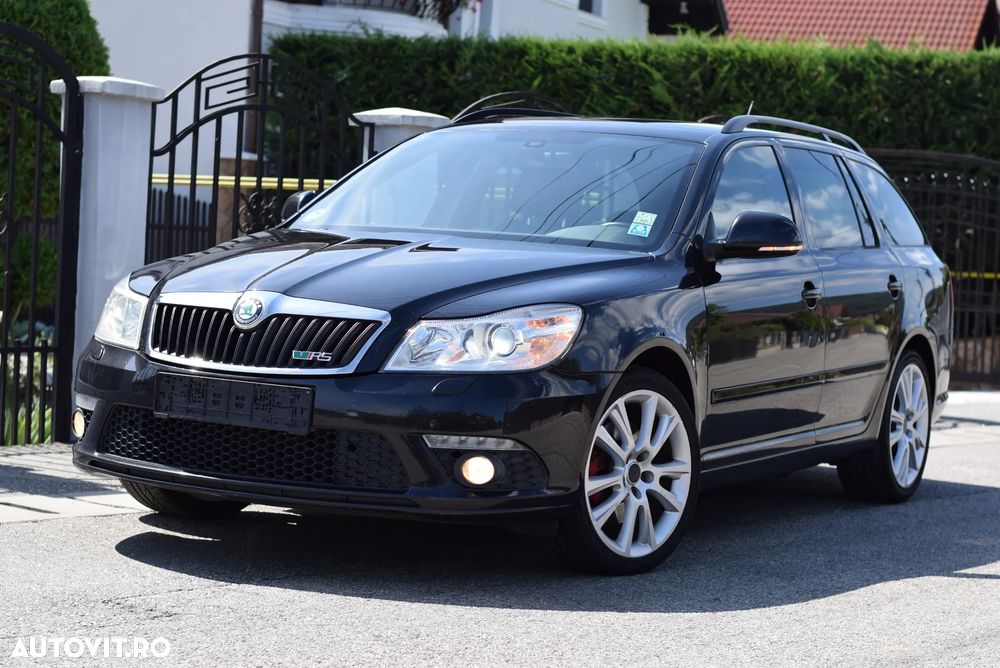 Skoda Octavia 2.0 TDI DPF DSG RS - 1
