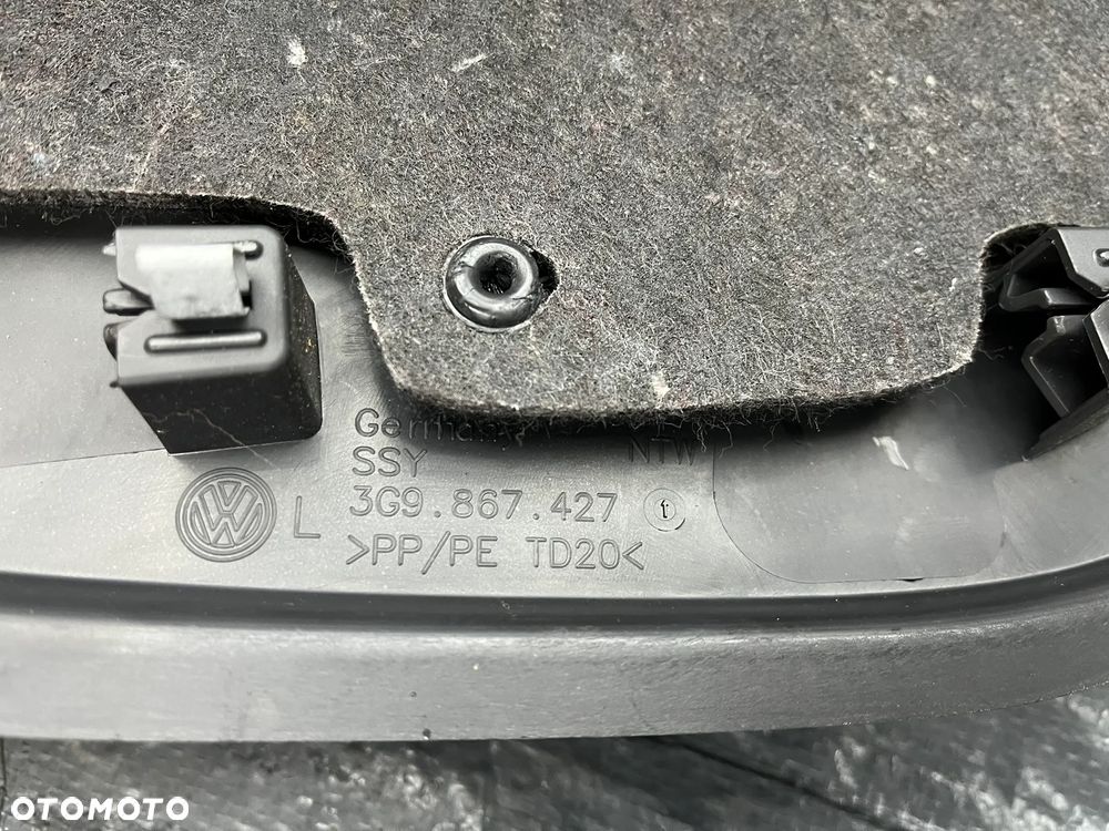VW Passat B8 Boczek bagażnika lewy 3G9867427 3G9867427A 3G9867427ACA9 - 3