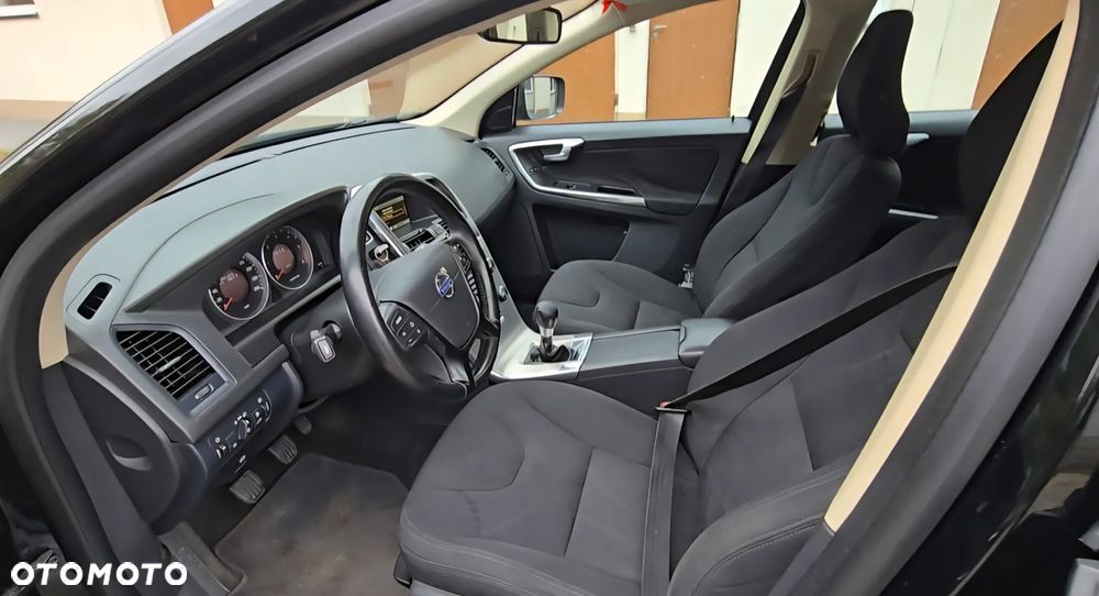 Volvo XC 60 DRIVe Kinetic - 15