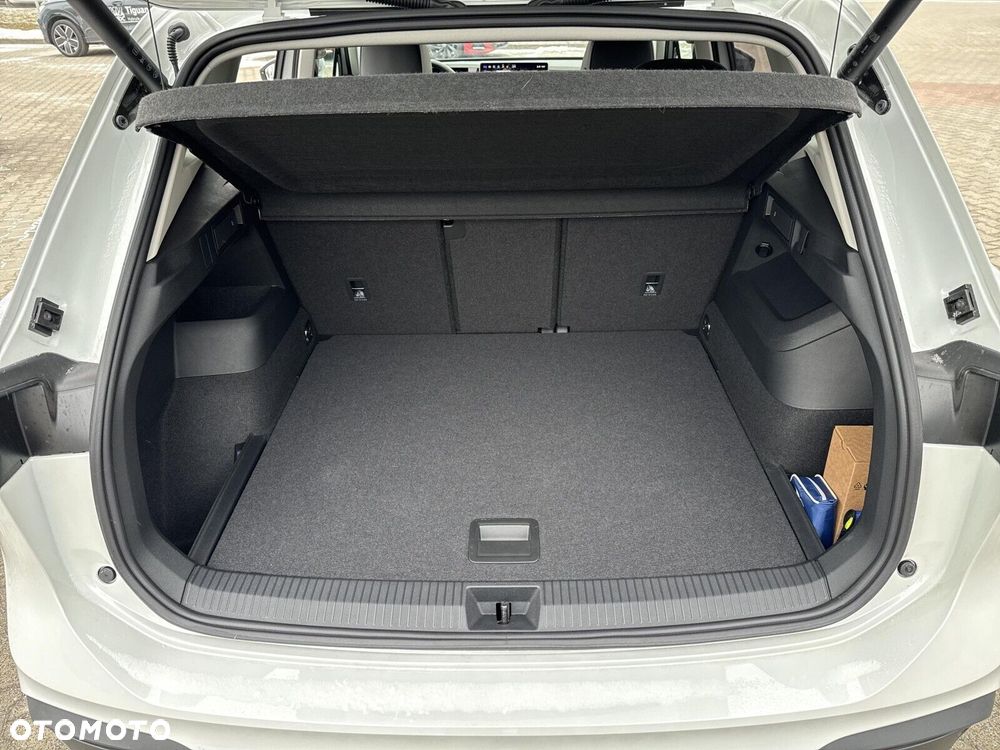 Volkswagen Tiguan - 17